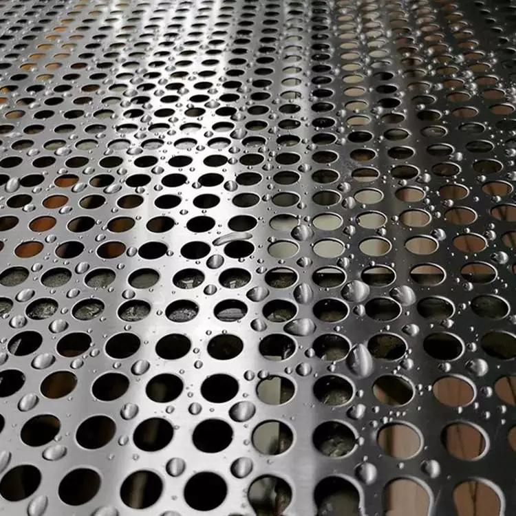宁夏什么是不锈钢拉丝贴膜冲孔板？