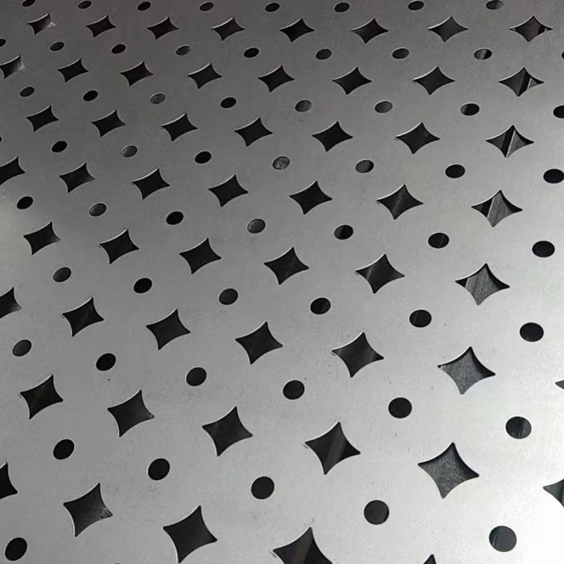 宁夏冲孔筛板设计与加工：如何选择更佳材料与技术